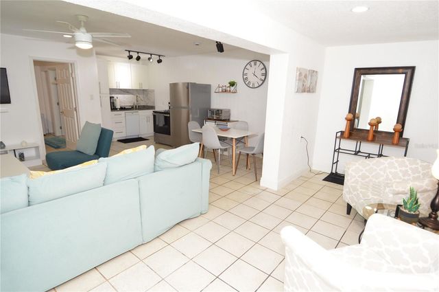 156 146TH AVENUE E A, Madeira Beach, FL 33708