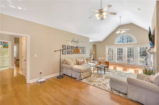 137 Port Royal Road, Anderson, SC 29621