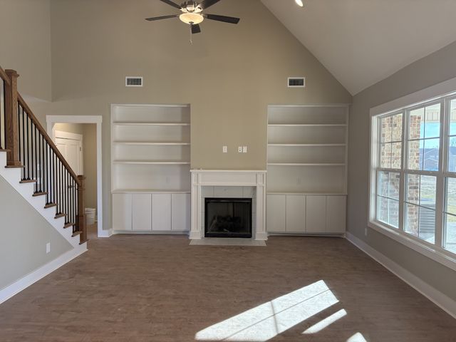 927 Licinius Ln, Murfreesboro, TN 37128