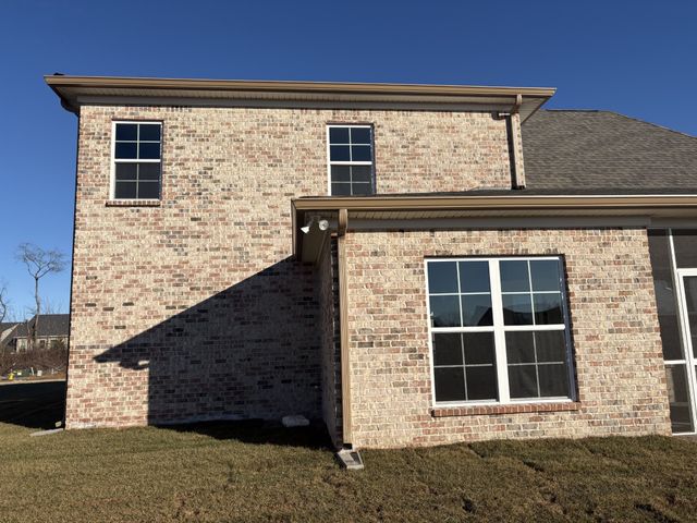 927 Licinius Ln, Murfreesboro, TN 37128