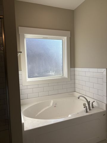 927 Licinius Ln, Murfreesboro, TN 37128