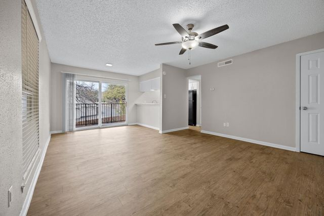 8810 Tallwood Drive 029, Austin, TX 78759