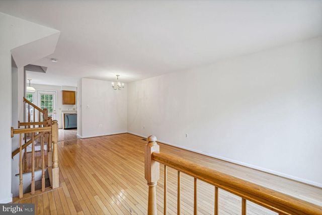 7817 GUM SPRINGS VILLAGE DR, Alexandria, VA 22306