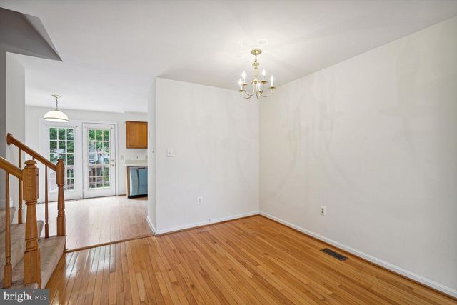 7817 GUM SPRINGS VILLAGE DR, Alexandria, VA 22306