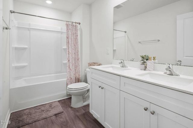 107 Garden Row Lane, Wilsons Mills, NC 27520