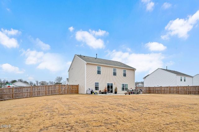 107 Garden Row Lane, Wilsons Mills, NC 27520