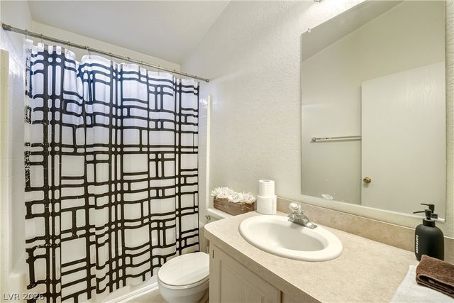 880 South Oconnor Way, Pahrump, NV 89048