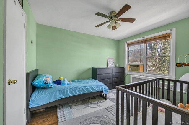 17 Edwards Street 3A, Roslyn Heights, NY 11577