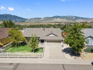 3530 Smoketree Avenue, Carson City, NV 89705
