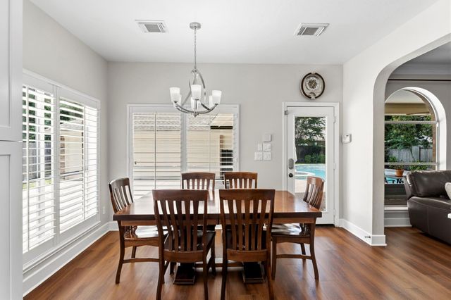 18 Keelrock Place, The Woodlands, TX 77382