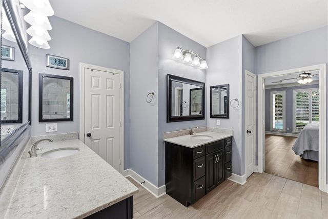 18 Keelrock Place, The Woodlands, TX 77382