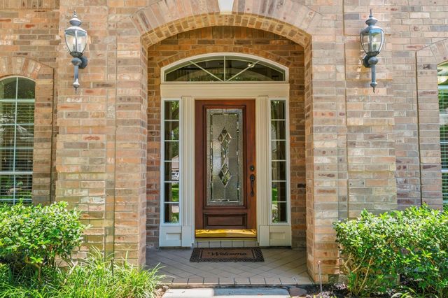 18 Keelrock Place, The Woodlands, TX 77382