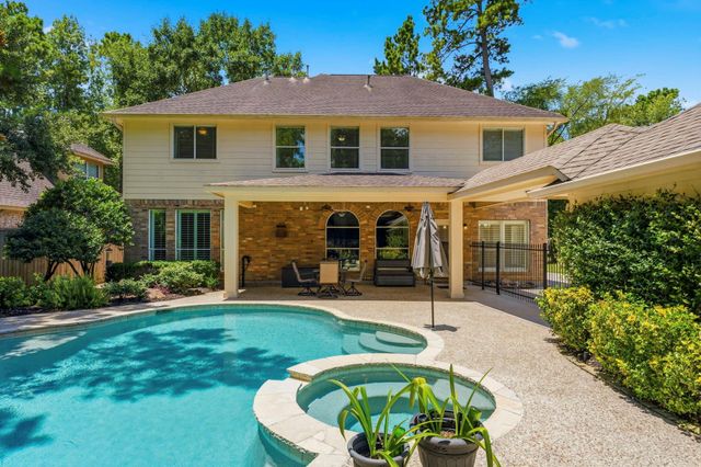 18 Keelrock Place, The Woodlands, TX 77382