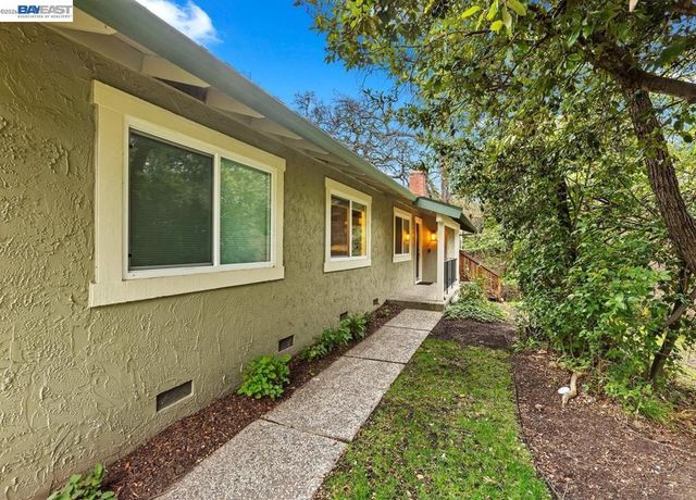 2103 Dapplegray Ln, Walnut Creek, CA 94596
