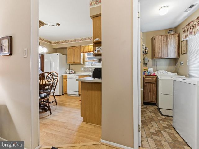 104 WOODVALE LN, Wenonah, NJ 08090