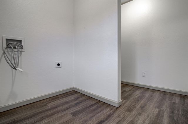 2848 Indian TRL, Kingsland, TX 78639