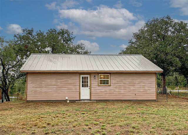 2848 Indian TRL, Kingsland, TX 78639