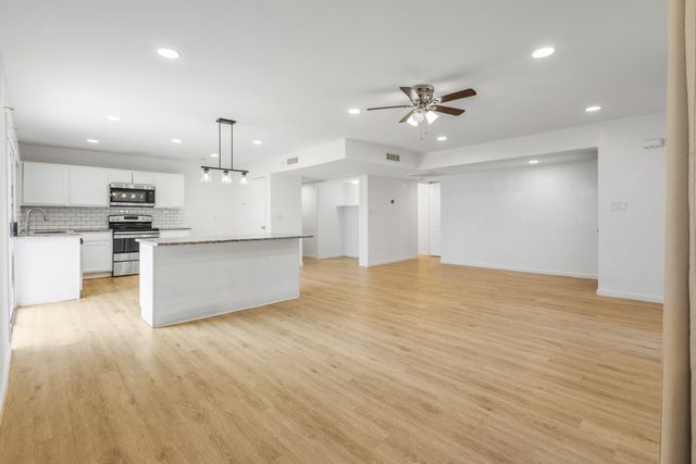1824 Chamberlain Drive, Carrollton, TX 75007