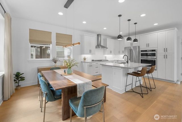 5820 155th Street SW, Edmonds, WA 98026