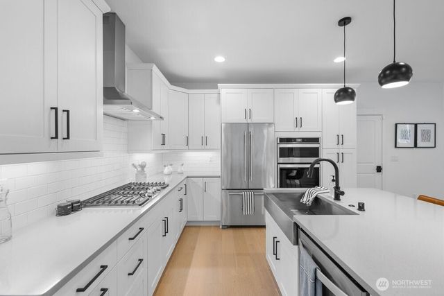 5820 155th Street SW, Edmonds, WA 98026