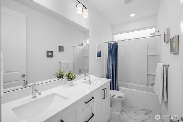 5820 155th Street SW, Edmonds, WA 98026