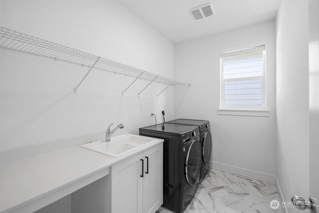 5820 155th Street SW, Edmonds, WA 98026