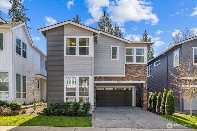 5820 155th Street SW, Edmonds, WA 98026