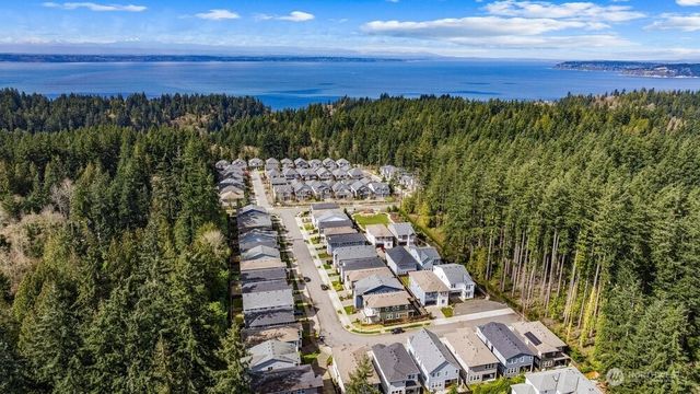 5820 155th Street SW, Edmonds, WA 98026