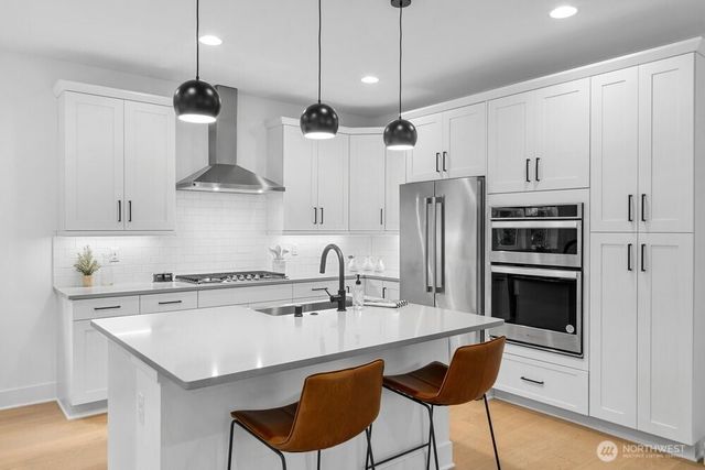 5820 155th Street SW, Edmonds, WA 98026