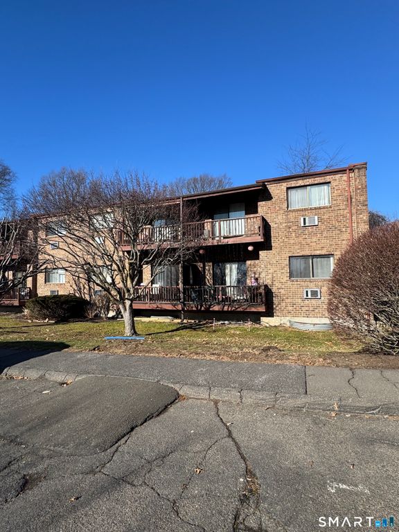 235 Henry Avenue 12G, Stratford, CT 06614