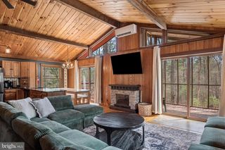 116 PALMER RD, Basye, VA 22810