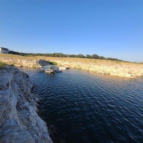 1303 Robin TRL, Lago Vista, TX 78645