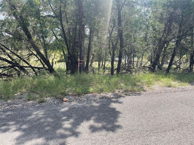 1303 Robin TRL, Lago Vista, TX 78645