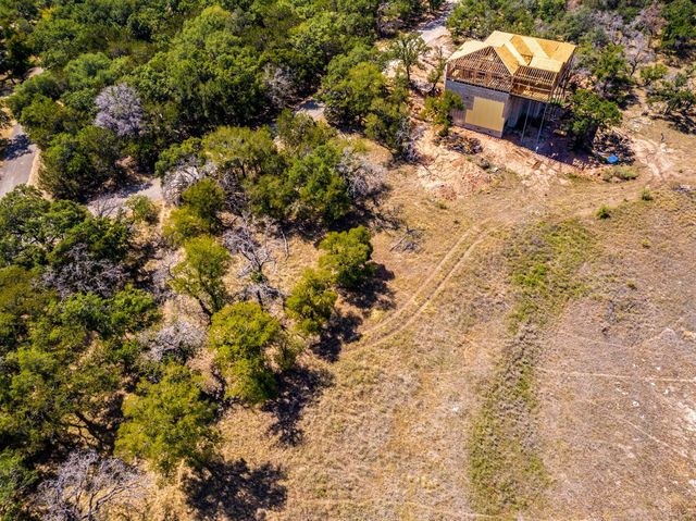 1303 Robin TRL, Lago Vista, TX 78645