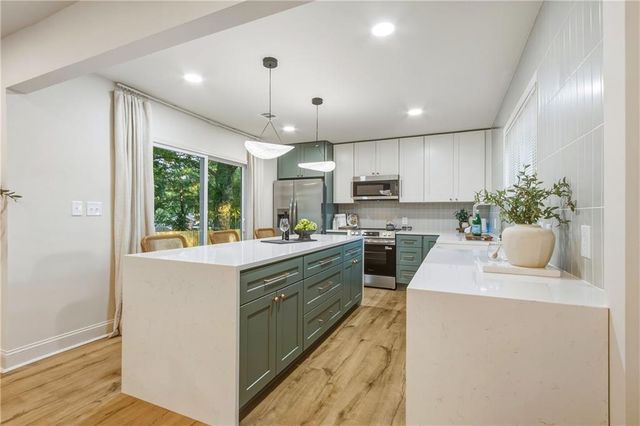 1809 San Gabriel Avenue, Decatur, GA 30032
