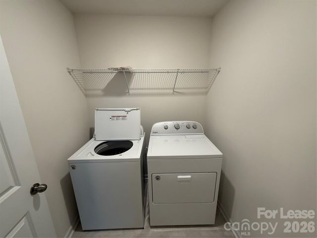 8627 Harris Lake Lane, Charlotte, NC 28269