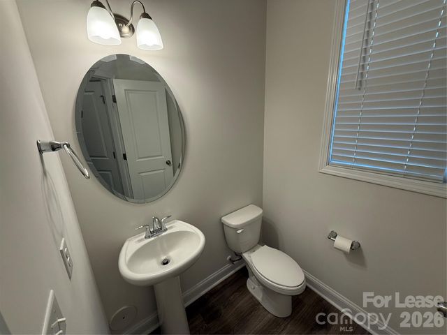 8627 Harris Lake Lane, Charlotte, NC 28269