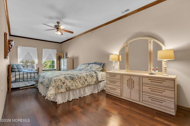 65 Summerhill Drive, Manahawkin, NJ 08050