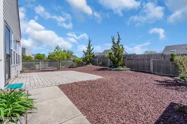 65 Summerhill Drive, Manahawkin, NJ 08050