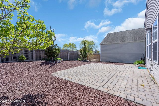 65 Summerhill Drive, Manahawkin, NJ 08050