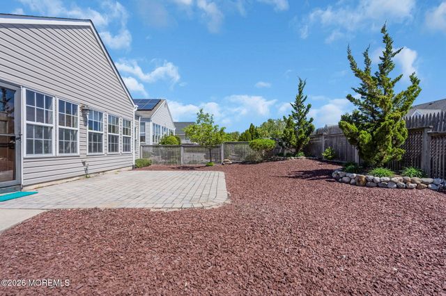 65 Summerhill Drive, Manahawkin, NJ 08050