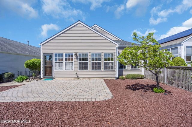 65 Summerhill Drive, Manahawkin, NJ 08050
