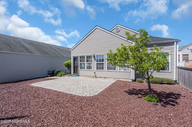 65 Summerhill Drive, Manahawkin, NJ 08050