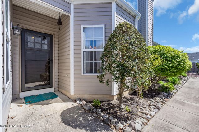 65 Summerhill Drive, Manahawkin, NJ 08050