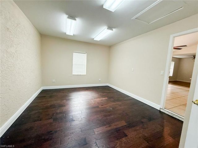 4661 5th AVE SW, Naples, FL 34119