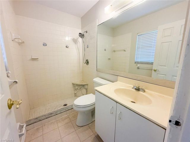 4661 5th AVE SW, Naples, FL 34119