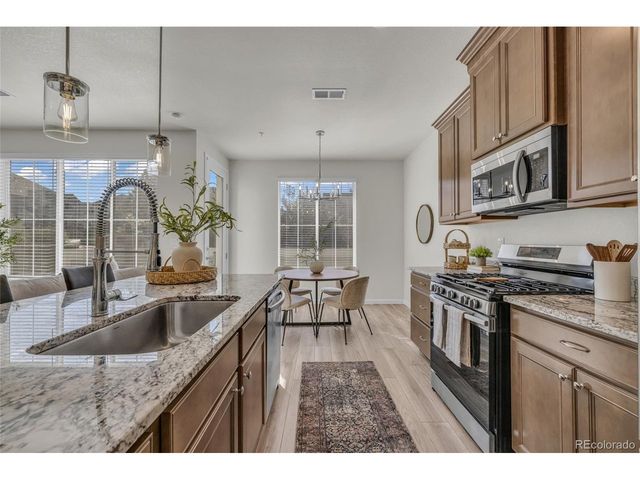5745 S Buchanan Ct B, Aurora, CO 80016