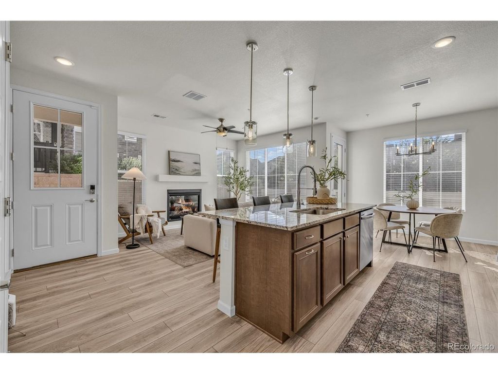 5745 S Buchanan Ct B, Aurora, CO 80016