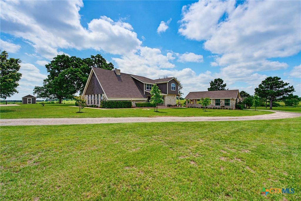 489 Boyd Lane, Rockdale, TX 76567