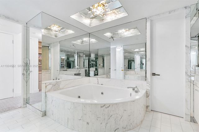 19500 Turnberry Way 20D, Aventura, FL 33180